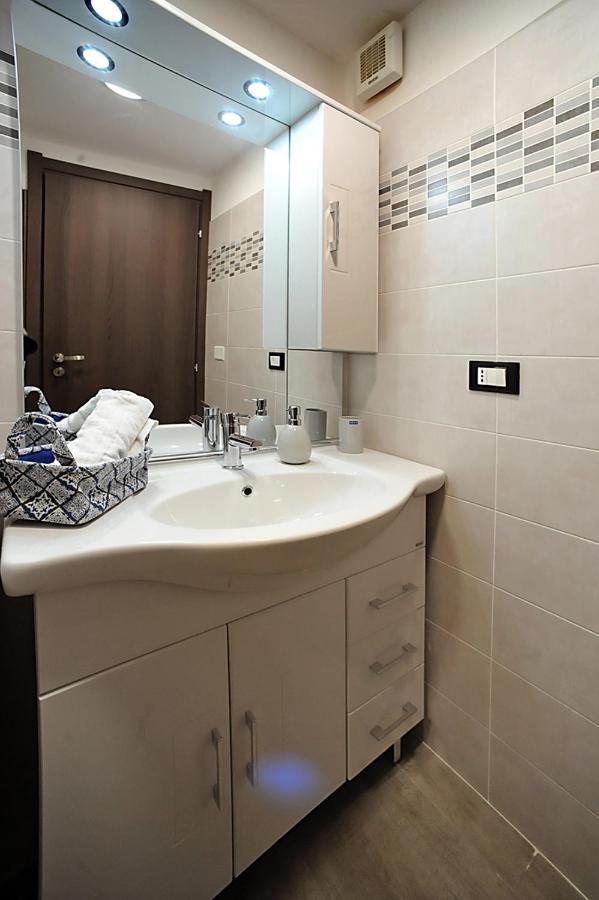 Cozy Studio In Turin City Center By Wonderful Italy Δωμάτιο φωτογραφία